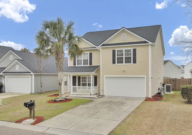 Photo 3 of Single family home for sale at 315 Bradley Bnd Dr, Moncks Corner, SC 29461 | MLS# 26012636 | Listing updated on 2026-09-26