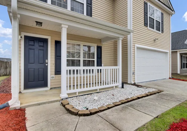 Photo 4 of Single family home for sale at 315 Bradley Bnd Dr, Moncks Corner, SC 29461 | MLS# 26012636 | Listing updated on 2026-09-26