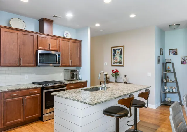 Photo 3 of Single family home for sale at 1607 Shady Pine Rd, Charleston, SC 29414 | MLS# 26008759 | Listing updated on 2026-05-08