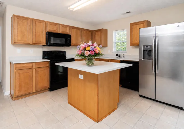 Photo 3 of Single family home for sale at 404 Brookfield Ln, Goose Creek, SC 29445 | MLS# 26021804 | Listing updated on 2026-09-24