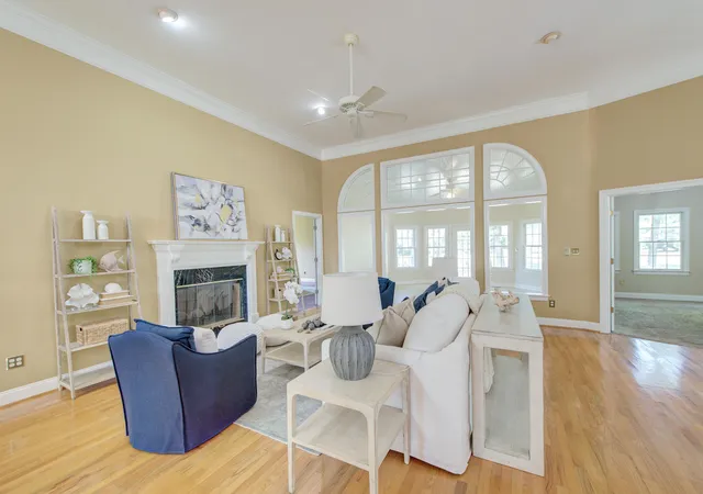 Photo 4 of Single family home for sale at 1211 Eagle Landing Blvd, Hanahan, SC 29410 | MLS# 26021630 | Listing updated on 2026-08-18