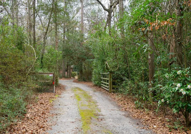 5th image of 415 W Carolina Ave, Summerville, SC 29483 | MLS# 26017602