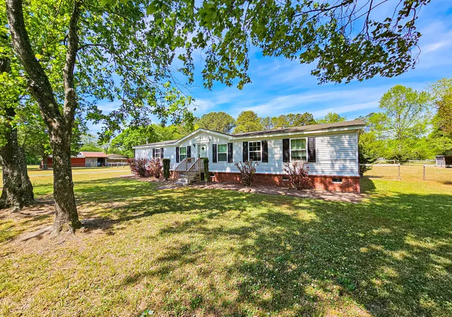 Homes for sale in Cottageville, SC | 1245 Rehoboth Rd, Cottageville, SC 29435 | MLS# 26010089