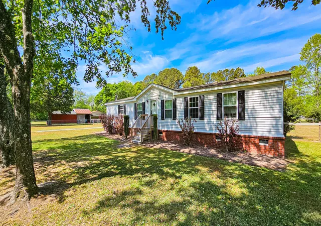 Homes for sale in Cottageville, SC | 1245 Rehoboth Rd, Cottageville, SC 29435 | MLS# 26010089