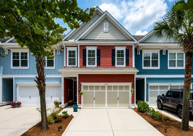 Townhouse for sale at 2065 Kings Gate Ln, Mount Pleasant, SC 29466 | MLS# 26021447