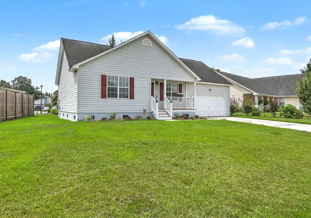 Photo 1 of Single family home for sale at 1327 Winterberry Ave, Goose Creek, SC 29445 | MLS# 26021245 | Listing updated on 2026-10-01