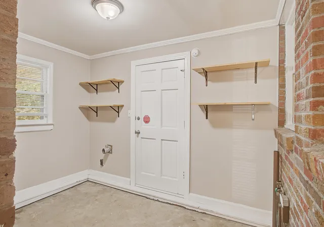Photo 4 of Single family home for sale at 114 Live Oak Rd, Summerville, SC 29485 | MLS# 26017488 | Listing updated on 2026-08-17