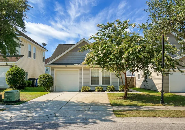 Photo 3 of Single family home for sale at 4957 Trump St, North Charleston, SC 29420 | MLS# 26019657 | Listing updated on 2026-09-09