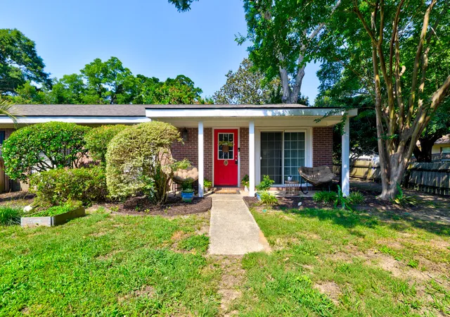 2nd image of 1521 Brookbank Ave, Charleston, SC 29412 | MLS# 26017475