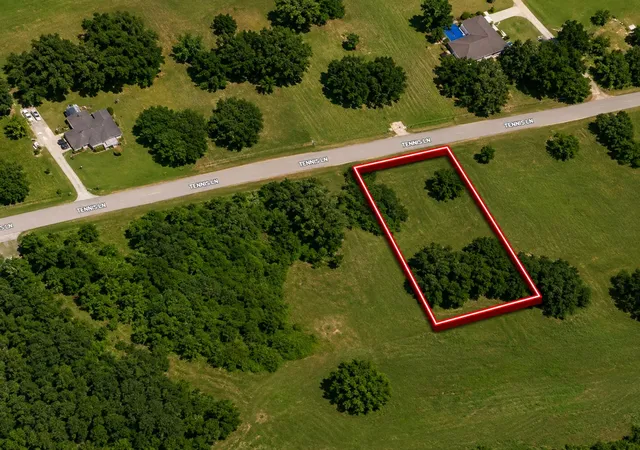 Photo 2 of Land for sale at 1143 Tennis Ln, Summerton, SC 29148 | MLS# 26023931 | Listing updated on 2026-08-22
