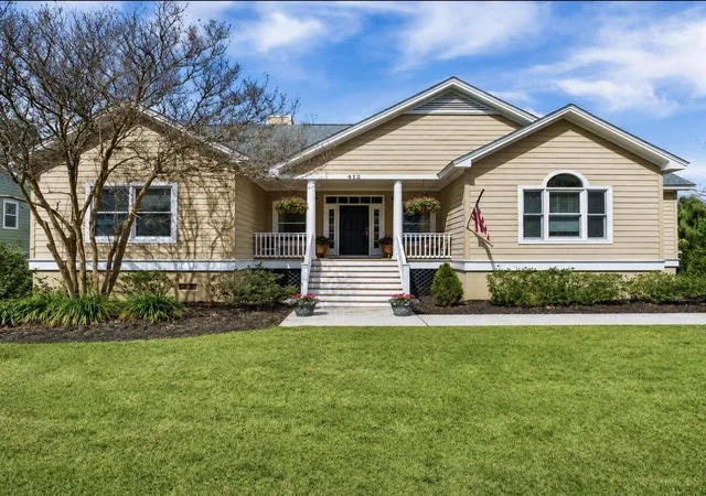 Photo 1 of Single family home for sale at 842 Captain Toms Xing, Johns Island, SC 29455 | MLS# 26016331 | Listing updated on 2026-09-15