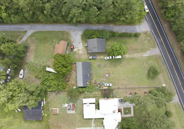 Photo 4 of Sale Pending at 208 Rae Ln, Bonneau, SC 29431 | MLS# 26018045 | Listing updated on 2026-09-10