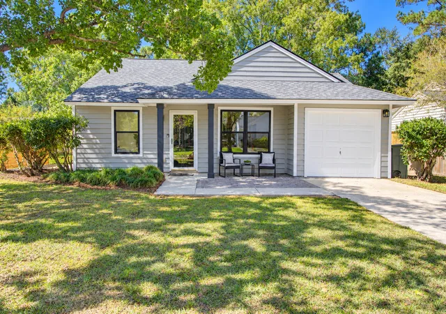 Photo 1 of Single family home for sale at 1139 Bellwood Rd, Charleston, SC 29412 | MLS# 26028421 | Listing updated on 2026-10-23