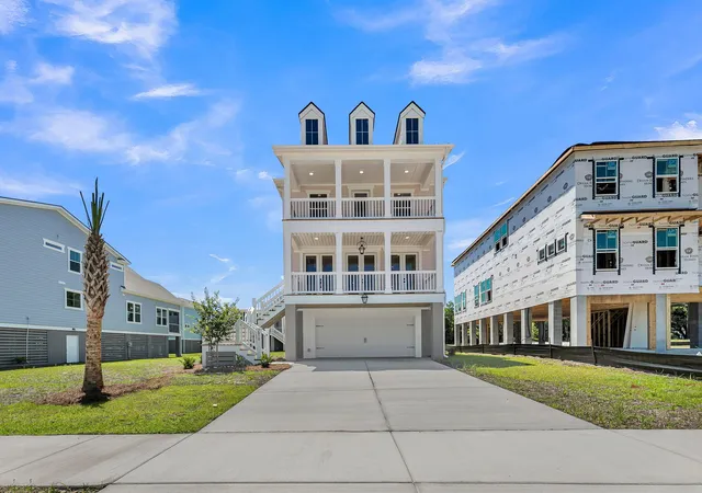 Photo 1 of Single family home for sale at 7010 Alpine Bay Ln, Johns Island, SC 29455 | MLS# 26020398 | Listing updated on 2026-09-12