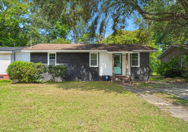 Single family home for sale at 5165 Monterey St, North Charleston, SC 29405 | MLS# 26029184
