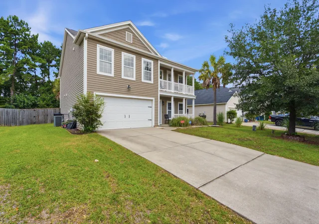 Photo 3 of Single family home for sale at 1272 Wild Goose Trl, Summerville, SC 29483 | MLS# 26020564 | Listing updated on 2026-09-16