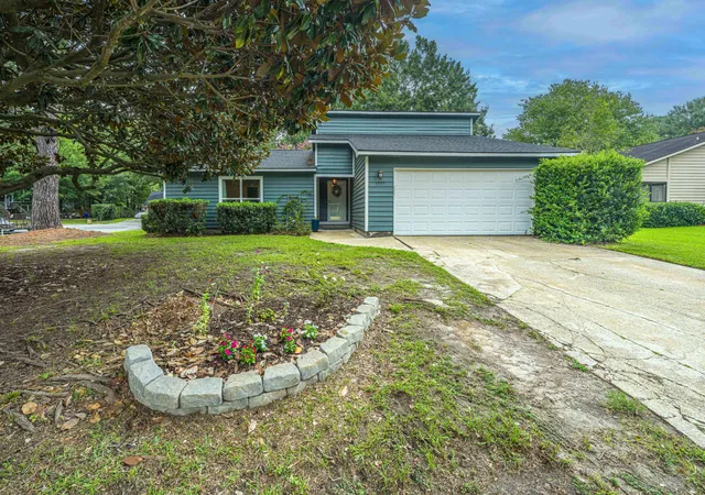 Photo 2 of Single family home for sale at 1777 Banbury Rd, Charleston, SC 29414 | MLS# 26021887 | Listing updated on 2026-09-16