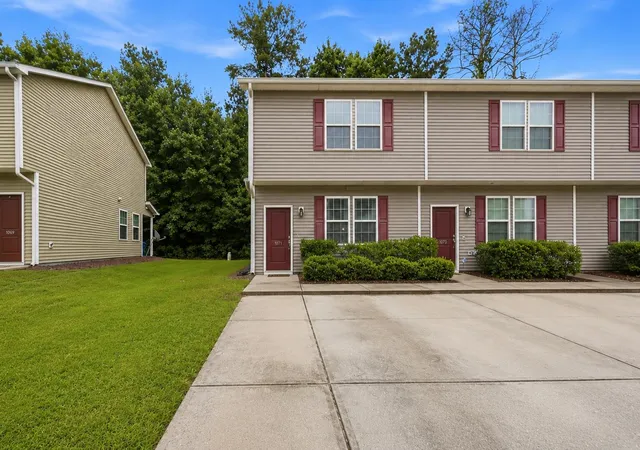 Photo 2 of Townhouse for sale at 1071 Lexi Ct, Ladson, SC 29456 | MLS# 26022473 | Listing updated on 2026-08-21