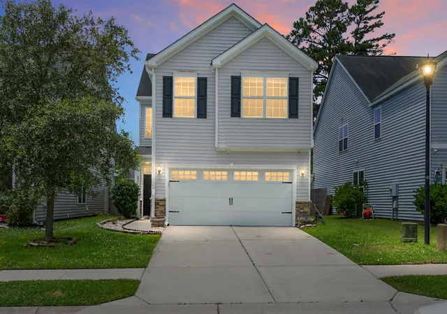Photo 2 of Single family home for sale at 8921 Skipping Rock Ln, Summerville, SC 29485 | MLS# 25015369 | Listing updated on 2026-08-04