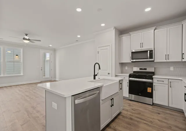 Photo 1 of Townhouse for sale at 232 Lake Greenwood Blvd, Greenwood, SC 29649 | MLS# 26018690 | Listing updated on 2026-08-04
