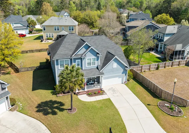 Homes for sale in Summerville, SC | 102 Plank Ct, Summerville, SC 29485 | MLS# 26008156