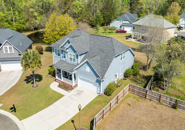 Homes for sale in Summerville, SC | 102 Plank Ct, Summerville, SC 29485 | MLS# 26008156