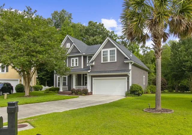 Homes for sale in Summerville, SC | 104 Plank Ct, Summerville, SC 29485 | MLS# 26015316