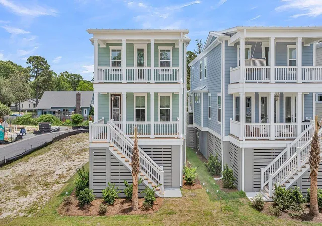 Photo 2 of Single family home for sale at 722 Minton Rd, Charleston, SC 29412 | MLS# 26021706 | Listing updated on 2026-08-04