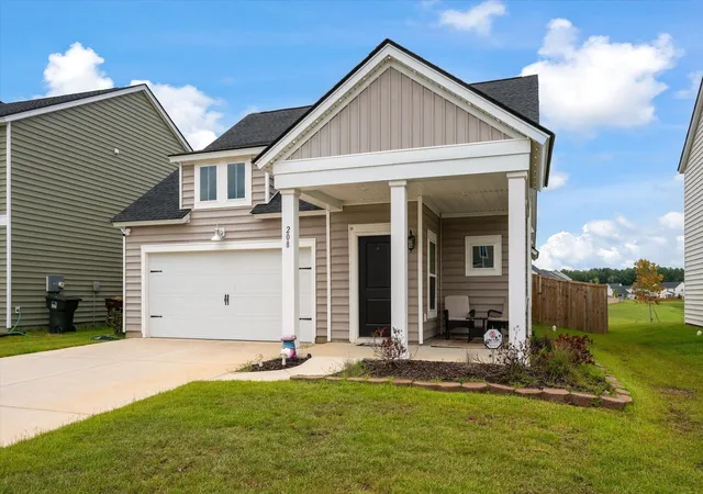 Photo 3 of Single family home for sale at 208 Dean Hall Ave, Moncks Corner, SC 29461 | MLS# 26022304 | Listing updated on 2026-09-26