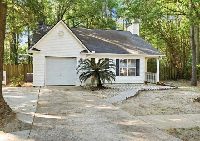 Homes for sale in Johns Island, SC | 3628 Woodscape Ct, Johns Island, SC 29455 | MLS# 26011886