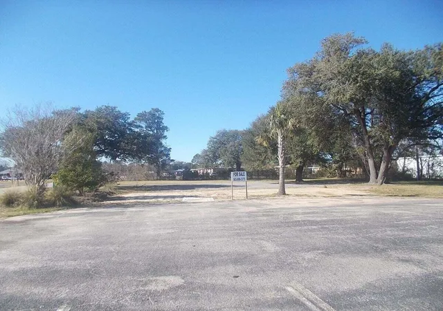 2nd image of 295 N Us 52 Hwy, Moncks Corner, SC 29461 | MLS# 25005315