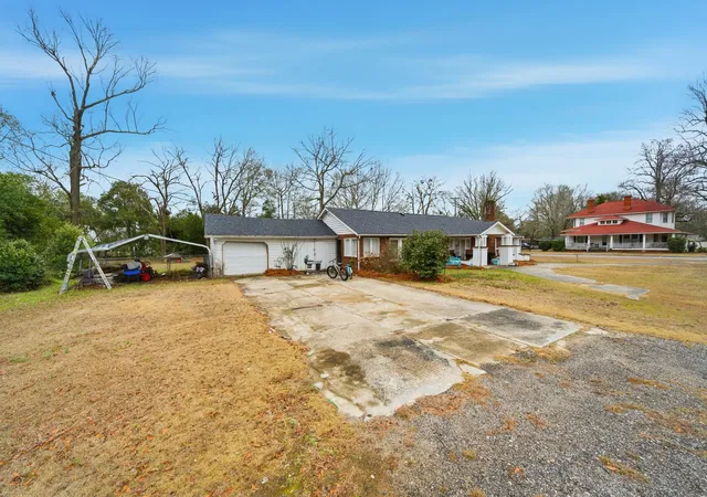 4th image of 495 Barnwell St, Springfield, SC 29146 | MLS# 26016249