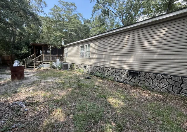 Photo 19 of Manufactured home for sale at 100 Dunmeyer Loop Rd, Summerville, SC 29485 | MLS# 26024418 | Listing updated on 2026-08-31