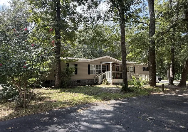 Photo 1 of Manufactured home for sale at 100 Dunmeyer Loop Rd, Summerville, SC 29485 | MLS# 26024418 | Listing updated on 2026-08-31