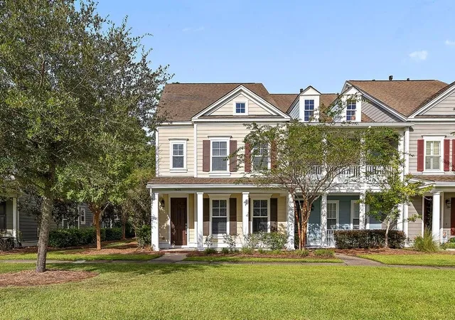 Homes for sale in Mount Pleasant, SC | 2600 Kings Gate Ln, Mount Pleasant, SC 29466 | MLS# 26012221