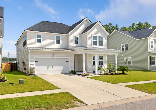 Single family home for sale at 1037 Fitzgerald Ct, Summerville, SC 29485 | MLS# 26023086