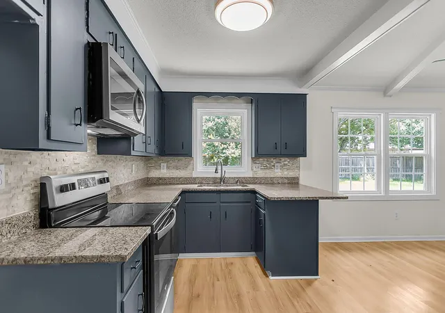 Photo 4 of Single family home for sale at 111 Duncan Ct, Summerville, SC 29486 | MLS# 26018469 | Listing updated on 2026-08-24