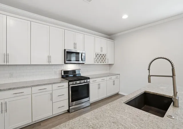 Photo 3 of Single family home for sale at 416 Northern Red Oak Dr, Summerville, SC 29486 | MLS# 26007077 | Listing updated on 2026-09-03