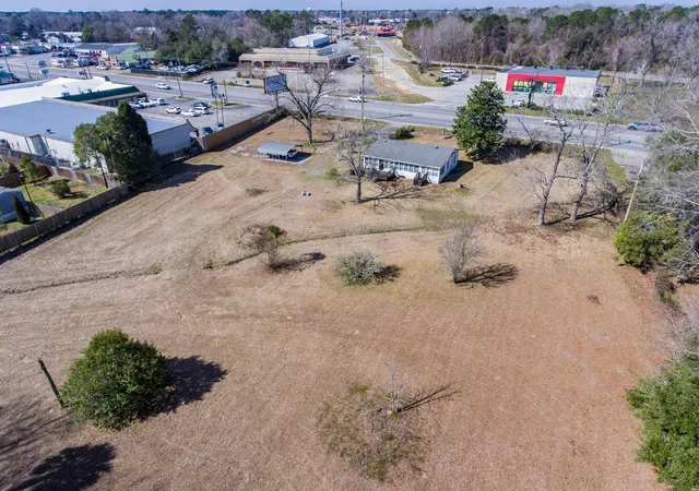 Photo 3 of Single family home for sale at 126 N Highway 52, Moncks Corner, SC 29461 | MLS# 25008854 | Listing updated on 2026-08-14