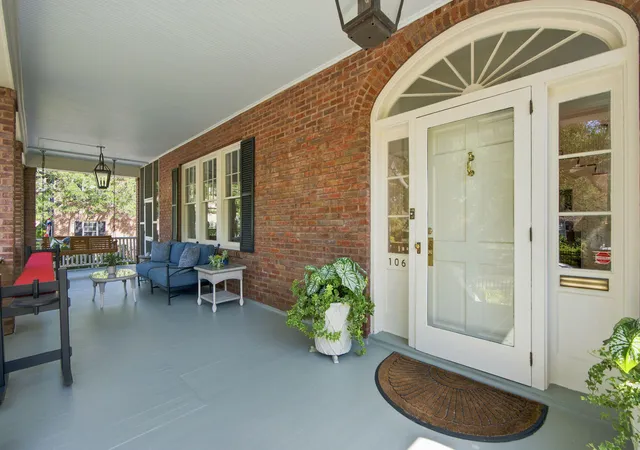 Photo 3 of Single family home for sale at 106 S Battery St, Charleston, SC 29401 | MLS# 26021461 | Listing updated on 2026-08-25