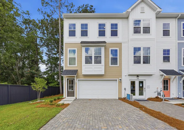 Homes for sale in Johns Island, SC | 124 Fernbank Road Ct, Johns Island, SC 29455 | MLS# 26016770
