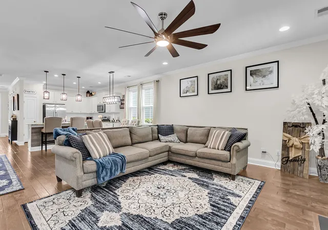 Photo 4 of Single family home for sale at 227 Calm Water Way, Summerville, SC 29486 | MLS# 26021915 | Listing updated on 2026-09-17