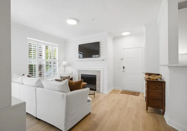 Photo 3 of Townhouse for sale at 45 Sycamore Ave #1323, Charleston, SC 29407 | MLS# 26024605 | Listing updated on 2026-08-31