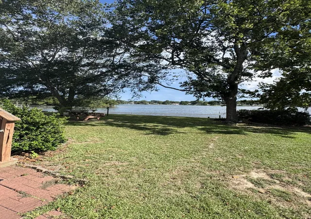 Photo 3 of Single family home for sale at 1665 Taw Caw Dr, Summerton, SC 29148 | MLS# 26022761 | Listing updated on 2026-08-11