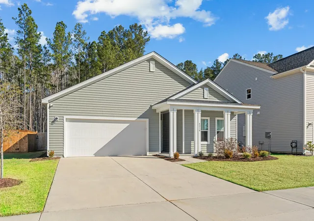 Photo 3 of Single family home for sale at 4316 Cotton Flt Rd, Summerville, SC 29485 | MLS# 26024549 | Listing updated on 2026-10-02