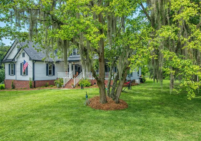 Homes for sale in Summerton, SC | 3687 Princess Pond Rd, Summerton, SC 29148 | MLS# 26012093