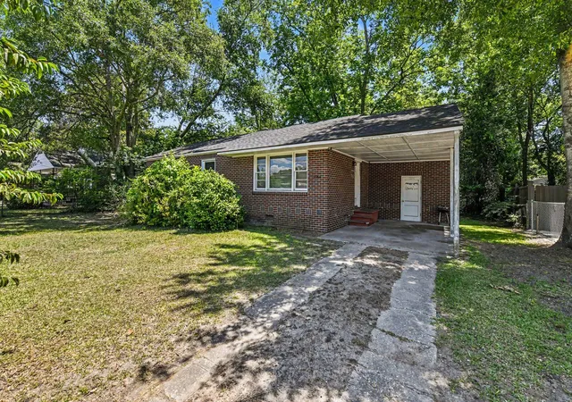 Photo 2 of Single family home for sale at 2755 Louise Dr, North Charleston, SC 29405 | MLS# 26016358 | Listing updated on 2026-09-15