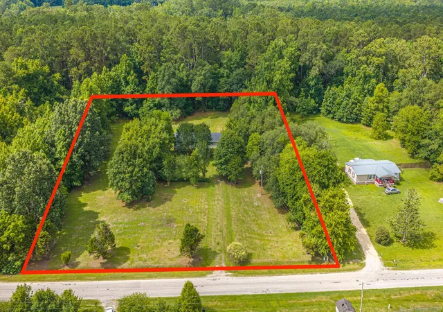 Homes for sale in Cottageville, SC | 253 Winter Dr, Cottageville, SC 29435 | MLS# 26018260