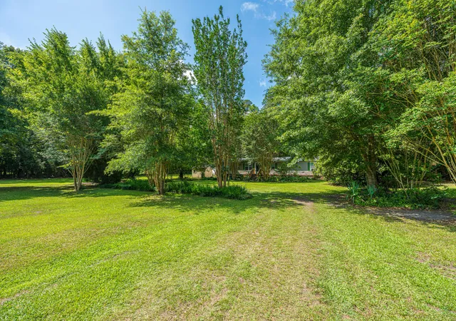Homes for sale in Cottageville, SC | 253 Winter Dr, Cottageville, SC 29435 | MLS# 26018260