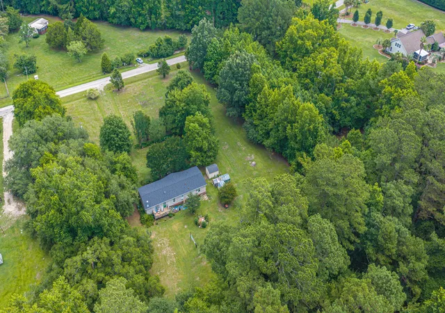 Homes for sale in Cottageville, SC | 253 Winter Dr, Cottageville, SC 29435 | MLS# 26018260